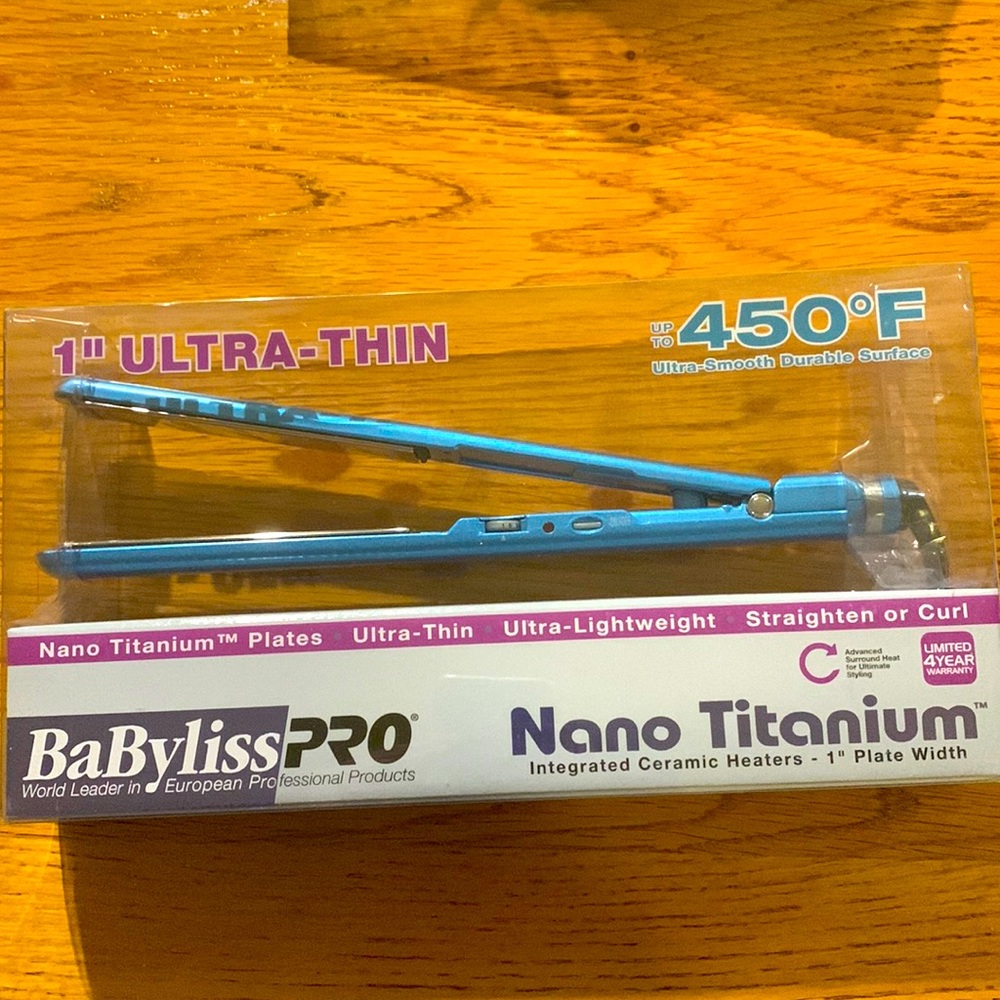 BaBylissPRO Nano Titanium 1'' Straightener